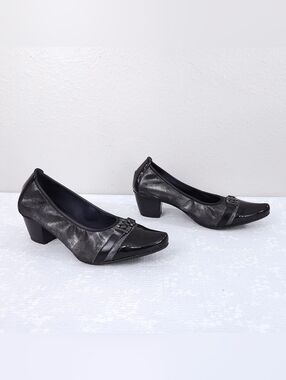 DORKING By Fluchos Patent Leather Cap Toe Pumps
